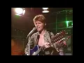 Download Lagu David Bowie - Queen Bitch (Old Grey Whistle Test, 1972)