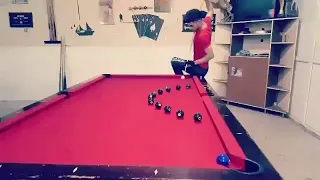                                                  شاب كردي بارع بلياردو      دندنها