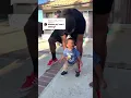 Download Lagu Deze vader leert zijn baby de Cha-Cha-slide en zijn reactie is onbetaalbaar