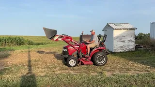 Case DX26 Hydro Tractor w Case LX112 Loader