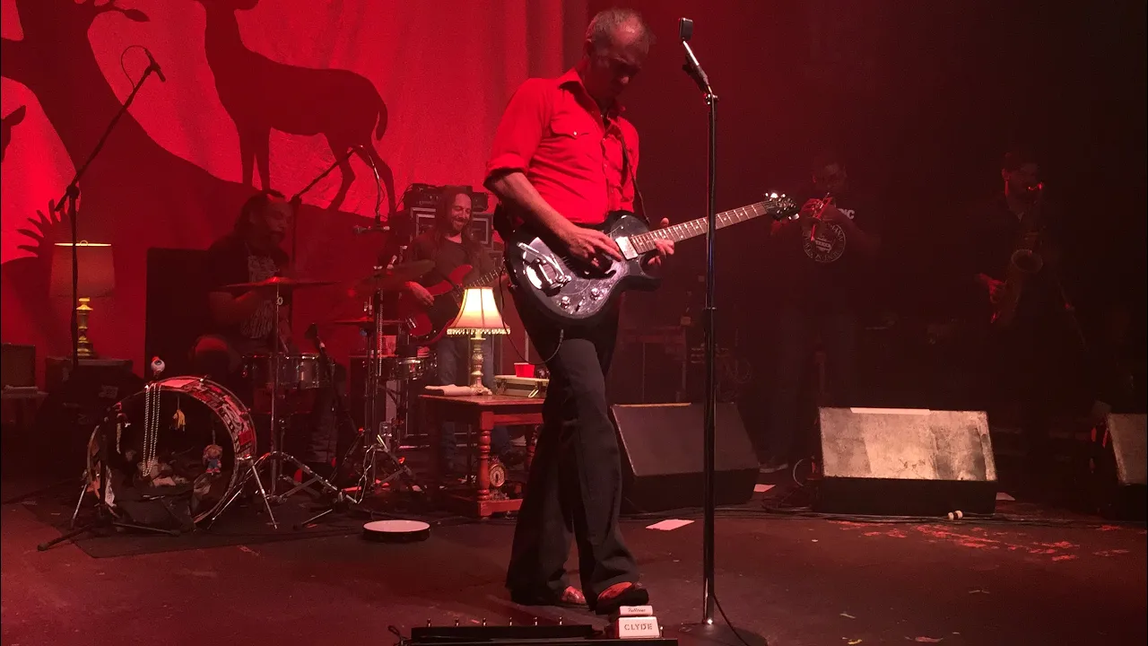 9 - Hold On Tight - JJ Grey & Mofro (Live in Winston-Salem, NC - Mar 5 '15) 9 - Hold On Tight - JJ Grey & Mofro (Live in Winston-Salem, NC - Mar 5 '15)