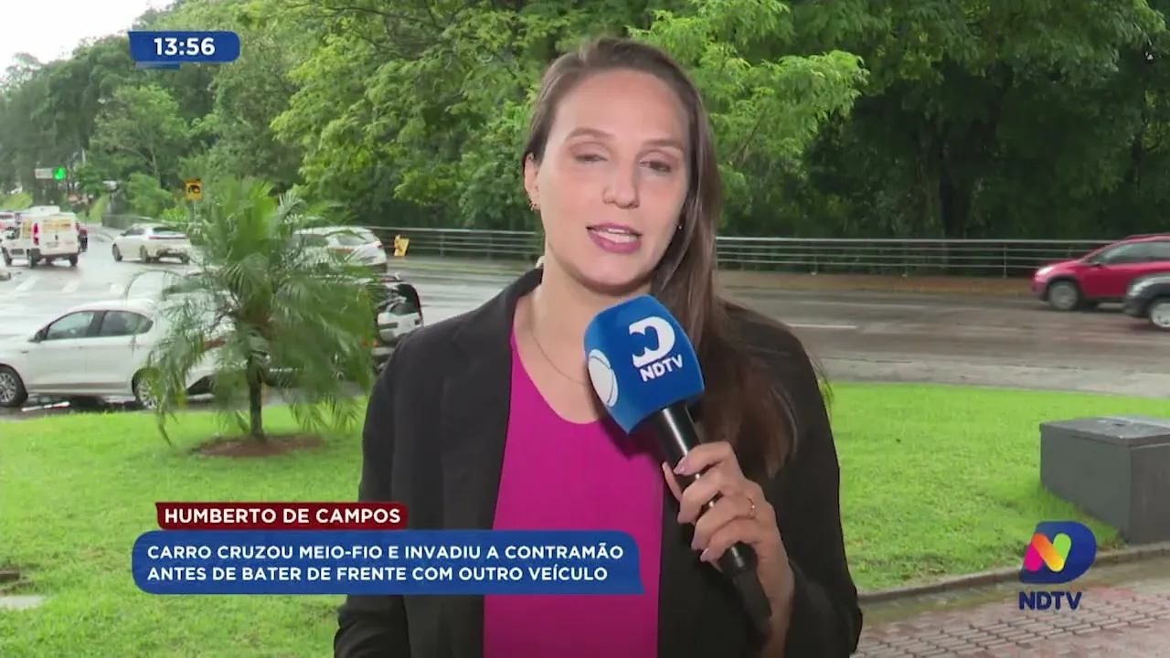 Carro cruzou meio-fio e invadiu a contramão antes de bater de frente com outro veículo