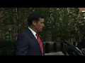 US charged with leaking secrets to press