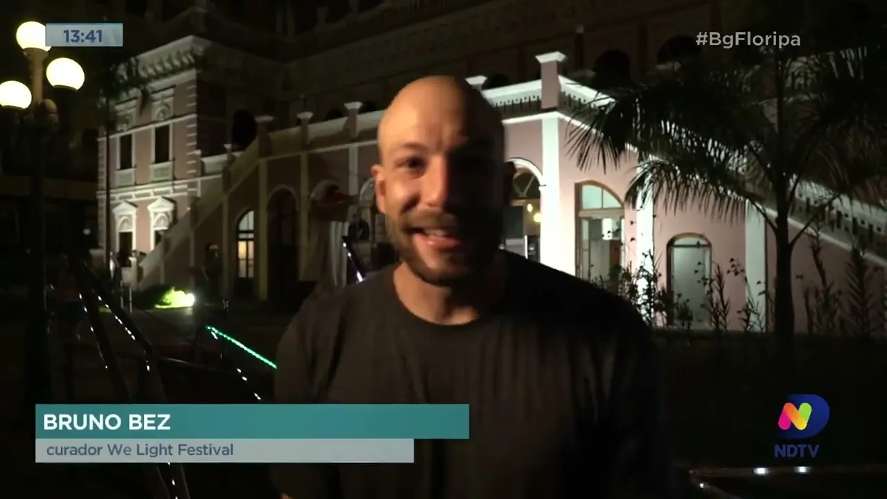 Já é Mané: Febre do Pombo nos gramados, Teqball, We light Floripa e o novo clip de Ronaldinho Gaúcho