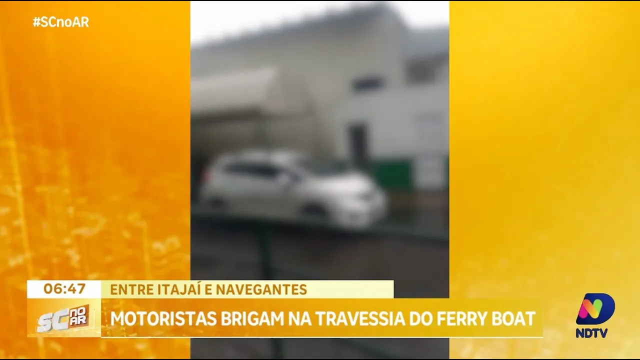 Confusão e briga generalizada no ferry boat entre Itajaí e Navegantes