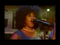 Download Lagu Siziwe Ngema \u0026 WanitwaMos \u0026 Megadrumz - iScathulo Sam [Ft Teebay Rsa \u0026 Easy Poi] (Official Video)