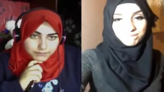 مكالمة ة   مدام هناء وصاحبتها وتحكى عن يوم الدخلة مع زو ها صوت وصورة                    دندنها