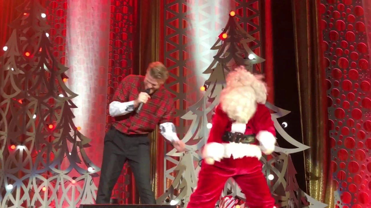 Pentatonix - Here Comes Santa Claus Washington, DC December 2, 2018 Pentatonix - Here Comes Santa Claus Washington, DC December 2, 2018