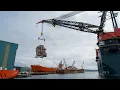Download Lagu World's largest crane heavy lift vessel, Sleipnir picking up the 600 tonne module quayside!