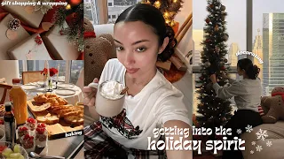 THE COZIEST HOLIDAY VLOG | decorating my first apartment | christmas shopping | gift ideas | baking