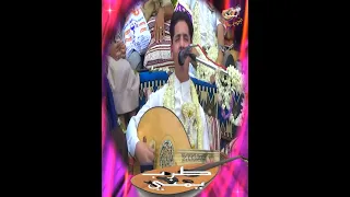 الفنان نواف ابوبكر في أغنية عيونك شاغله قلبي صراحة ليش باخبي كلمات ولحن عبد الله محمد مقادح 