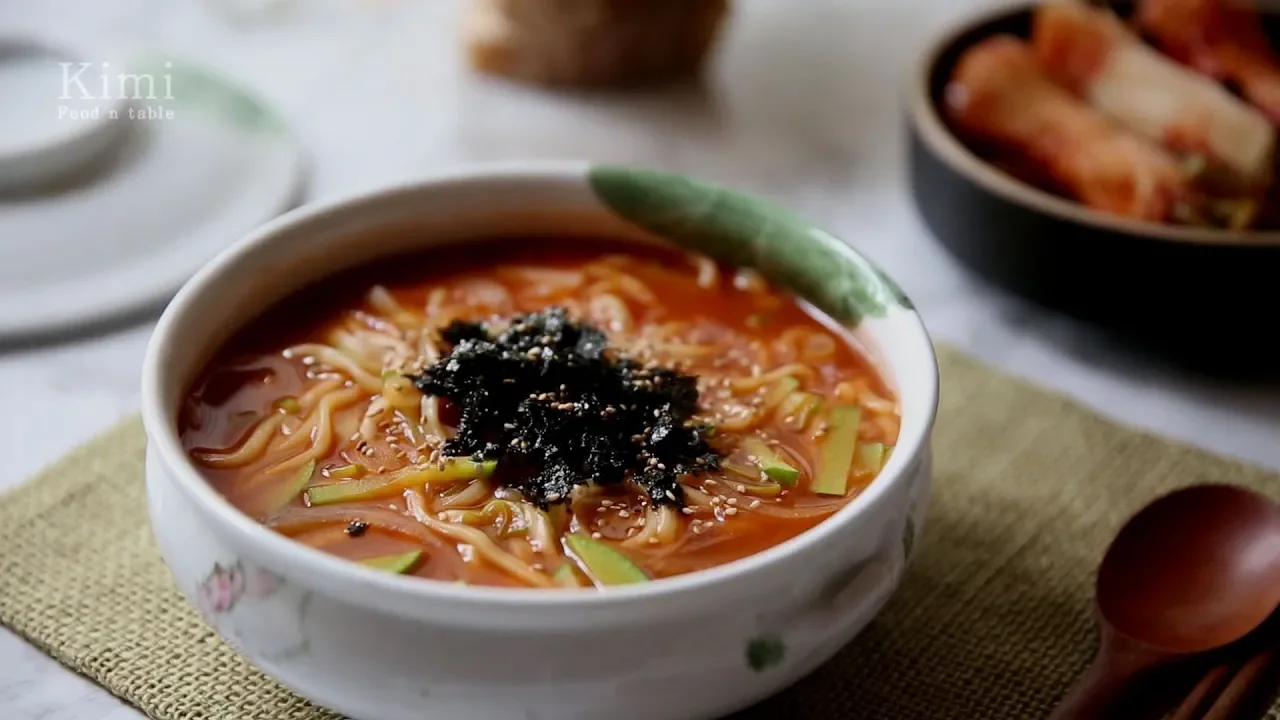 [ENG CC]    : Jangkalguksu(Korean Spicy Noodles Recipe) :  Kimi