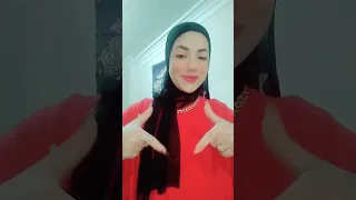 يا عروسه غمضى عينك هديكى بوسه 