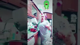 ابويا عايز يتجوزني هههههه دندنها