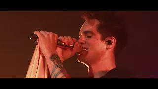 panic at the disco girls girls boys live from the death of a bachelor tour