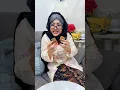 Download Lagu DIBELIIN COKELAT DUBAI SAMA NENEK | NURRAYNI25