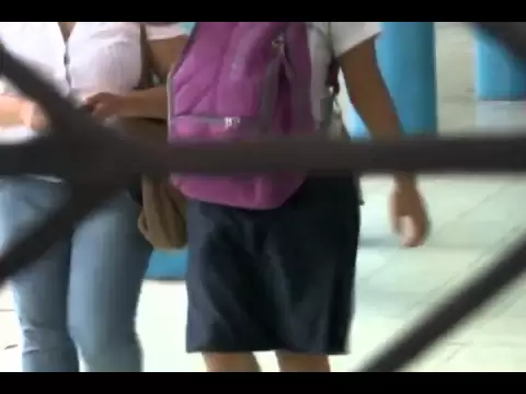 Estudiantes protagonizan nuevo video erótico