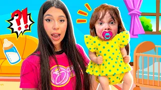 SARAH finge brincar de BABÁ da BEBÊ REBORN Eloah | Histórias engraçadas para Crianças