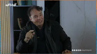 حمدي الوزير  الحركة الشهيرة سببها ضحكة مكتومة وطائرة في انتظاري دندنها