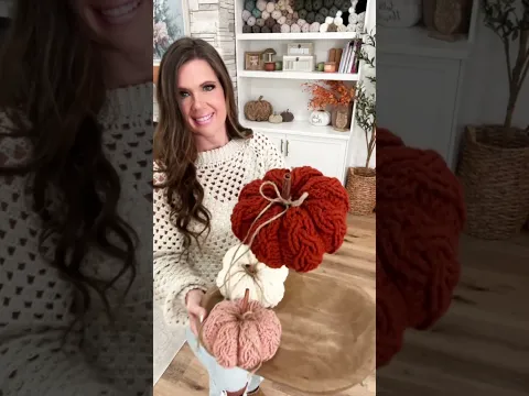 Cozy Cottage Cable Pumpkin