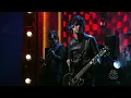Download Lagu Green Day - Wake Me Up When September Ends (Live At Late Night With Conan O Brien 11/11/2005) HD