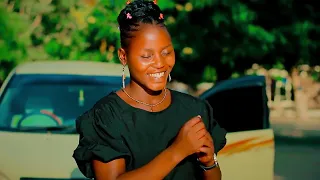 Mussa Mwisrael-Atakufuta machozi