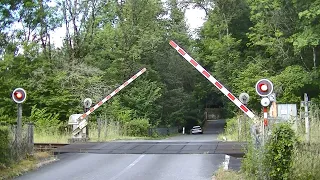 Spoorwegovergang Chancelade (F) // Railroad crossing // Passage à niveau