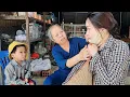 Download Lagu Suddenly she met the old woman who had helped the boy and his mother many years ago