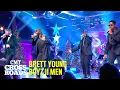 Download Lagu Brett Young \u0026 Boyz II Men Perform This Christmas' 🎄🎶❤️ CMT Crossroads