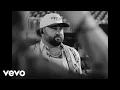 Koe Wetzel - Surrounded (Official Visualizer)