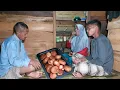 Download Lagu MALAM INI IBU BUAT BANYAK ROTI GORENG DI PONDOK