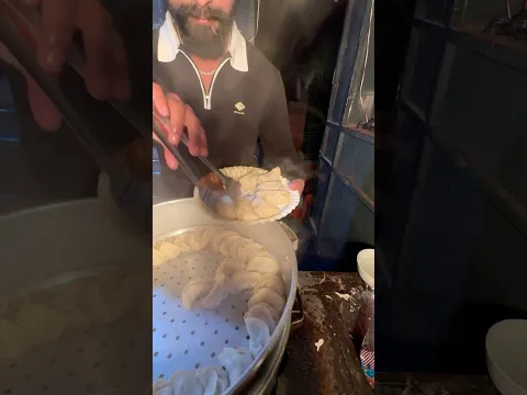 Pakistani Momos😍 #youtubeshorts #shortvideo #viral #food #ytshorts #ashortaday #short #shorts #momo