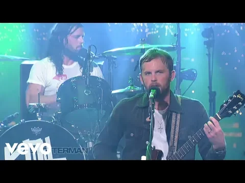 Download MP3 Kings Of Leon - Use Somebody (Live on Letterman)