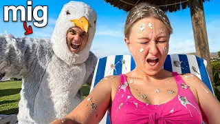 Pranker Min Kæreste i 24 Timer På Ferie