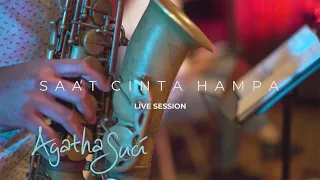 Download AGATHA SUCI - SAAT CINTA HAMPA (LIVE SESSION) MP3