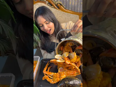 আমরা নাকি পোকামাকড় খাই 🐙