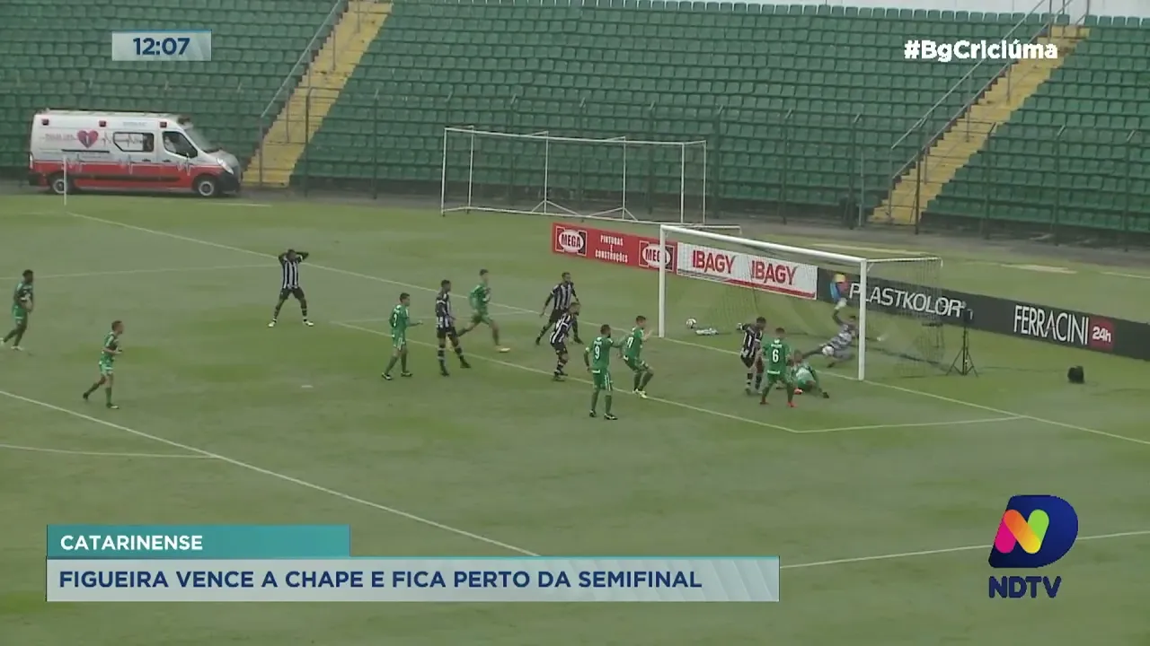 Figueirense vence a Chapecoense e fica perto de conquistar vaga na semifinal do Catarinense