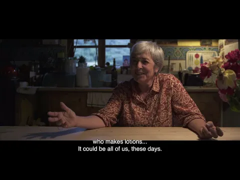 DECÍAN QUE ERA BRUJA - Tráiler