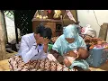 Download Lagu TANGGUH !! SATU KELUARGA BERTAHUN TAHUN TINGGAL DI RUMAH REYOT HAMPIR ROBOH DI SAMPING KEBUN