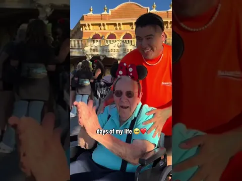 I took a 100 year old stranger to Disneyland 😭❤️ #wholesome