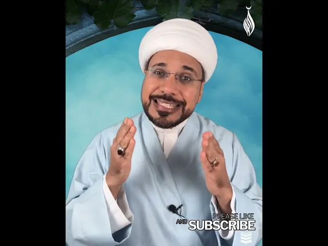⁣Can we shake the hands of an elderly non-mahram woman? | Sh. Mohammed Al-Hilli #shorts #dailydose