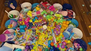 A Lot Of Candy Easter Alot Of Candy A Lot Of Candy Lots Of Candy NEW CANDY 