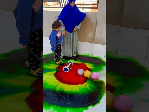 بالون ماء ملون
