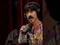 Download Lagu The tragic experience of Anthony Kiedis with drugs. m #shorts #joerogan #anthonykiedis