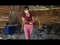 Download Lagu How an 18-year-old blacksmith girl a discarded chain into a special survival knife