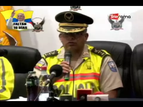 Policía encuentra cerca de 60 mil dólares afuera de su vivienda