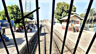 قطار الصعيد لحظه دخول القطار محطه ملوي Egypt Railway Train 