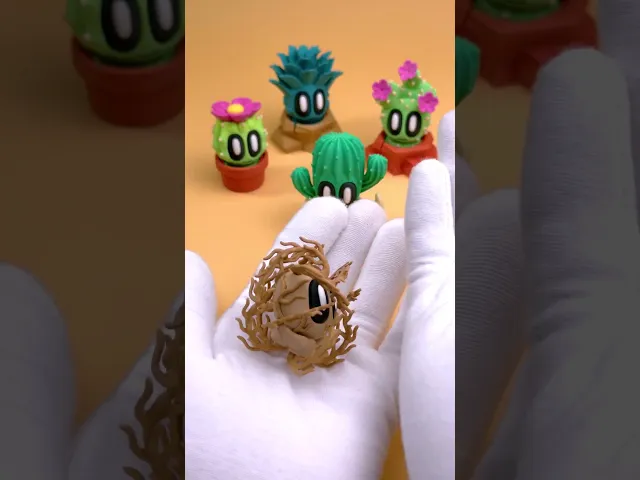 Blob Plants - Desert Series - Mini Plant Collectible Art Toy with Skull Container video thumbnail