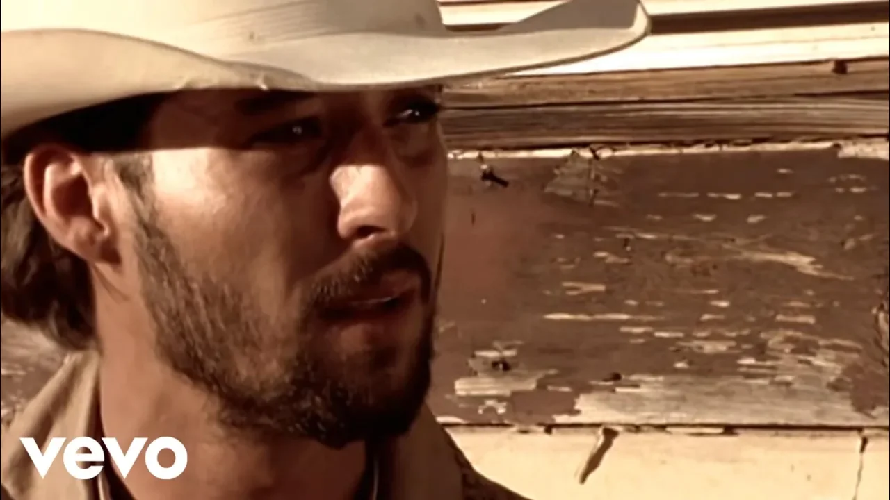 Ryan Bingham - Southside Of Heaven (Official Video) Ryan Bingham - Southside Of Heaven (Official Video)