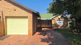 Move-In Ready Three-Bedroom Family Home in Popular The Orchards